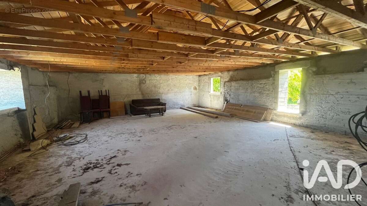 Photo 4 - Maison à AIGRE