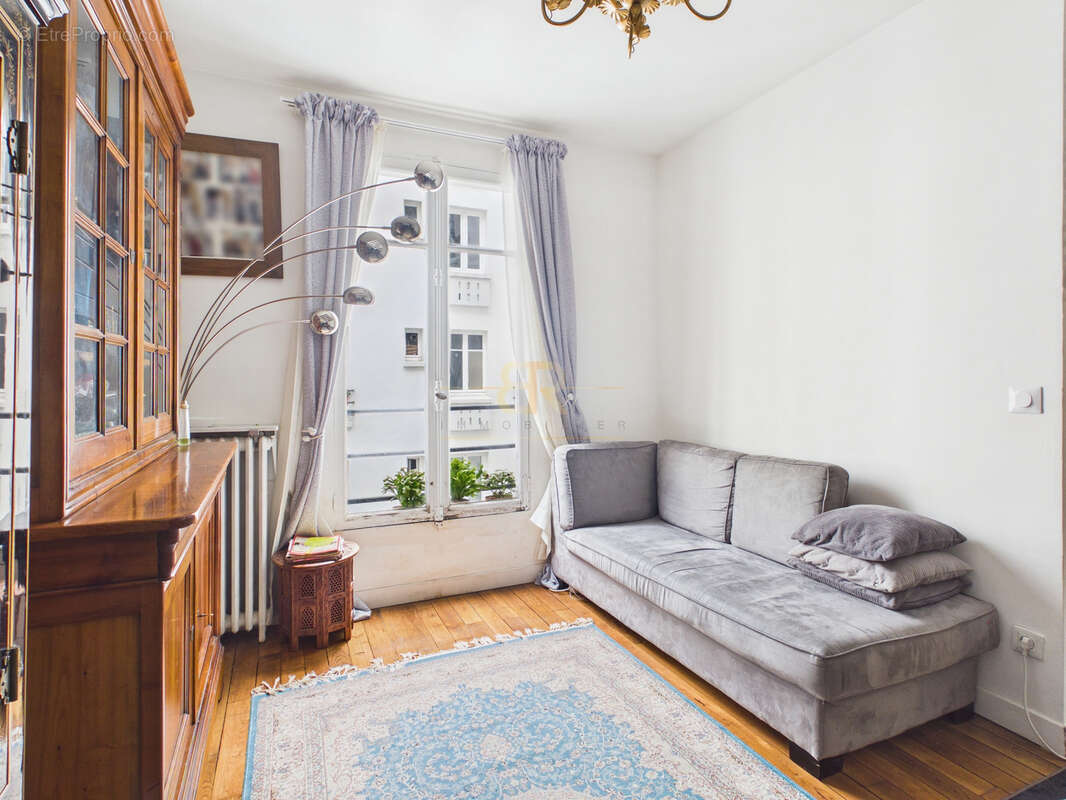 Appartement à PARIS-20E