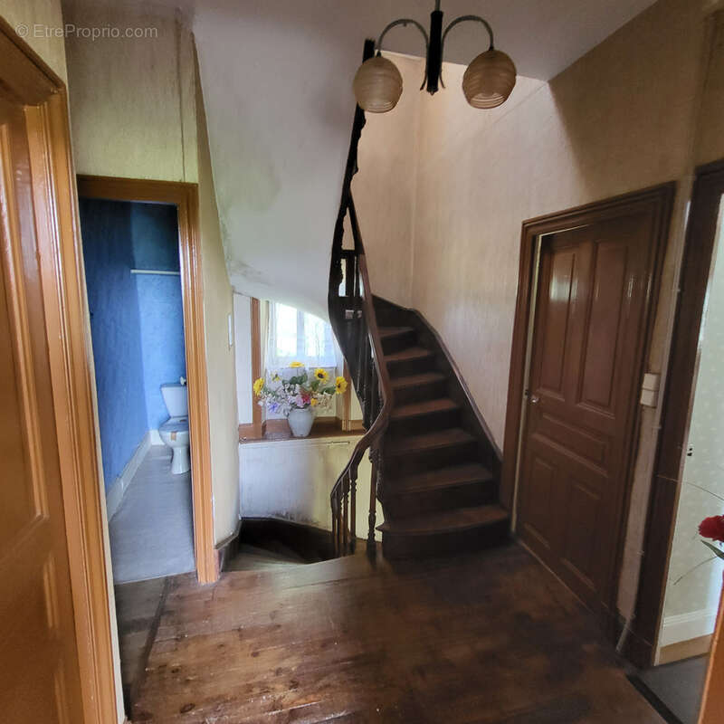 Maison à RIOM-ES-MONTAGNES