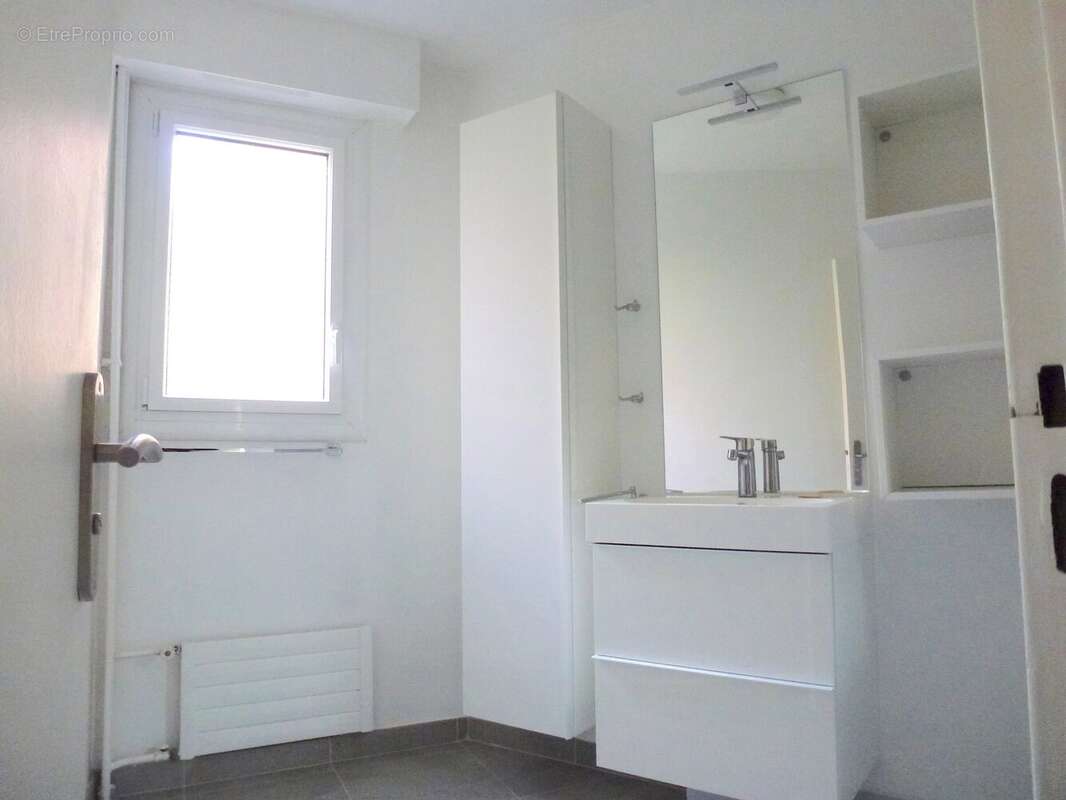Appartement à ISSY-LES-MOULINEAUX