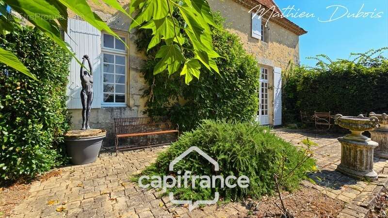 Maison à SAUSSIGNAC