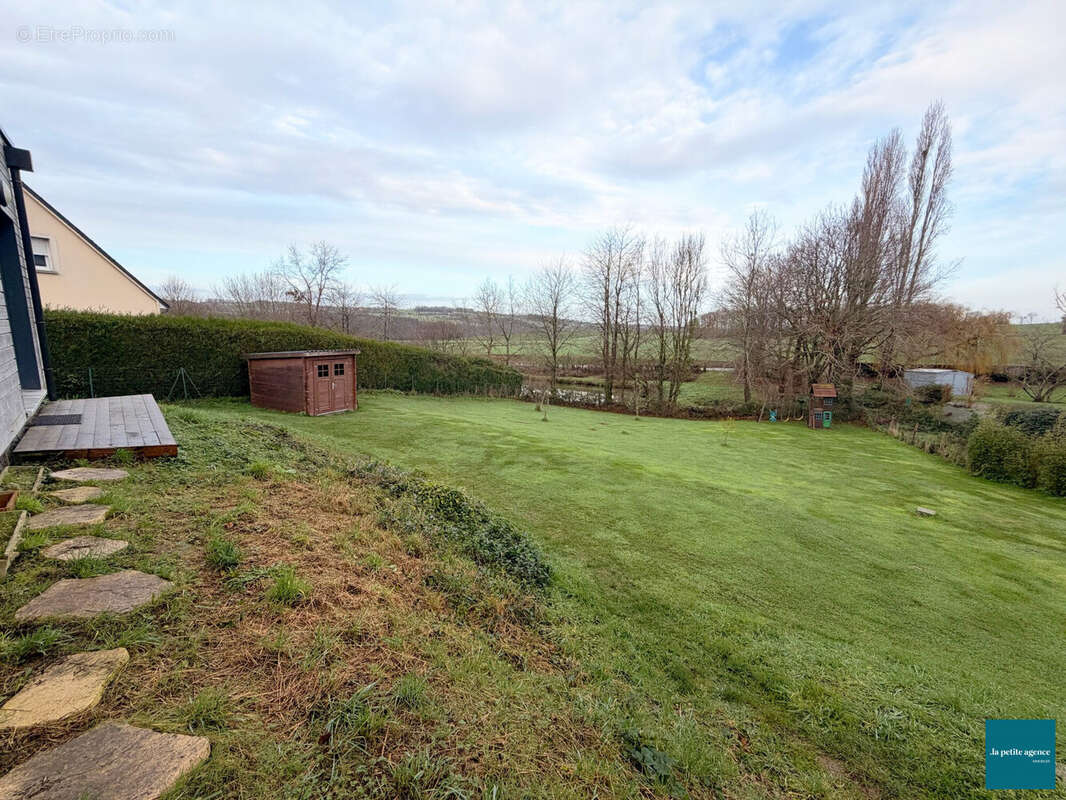 Maison à LES MOUTIERS-EN-CINGLAIS