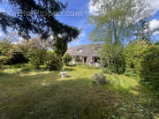 Maison à LA VILLE-AUX-DAMES