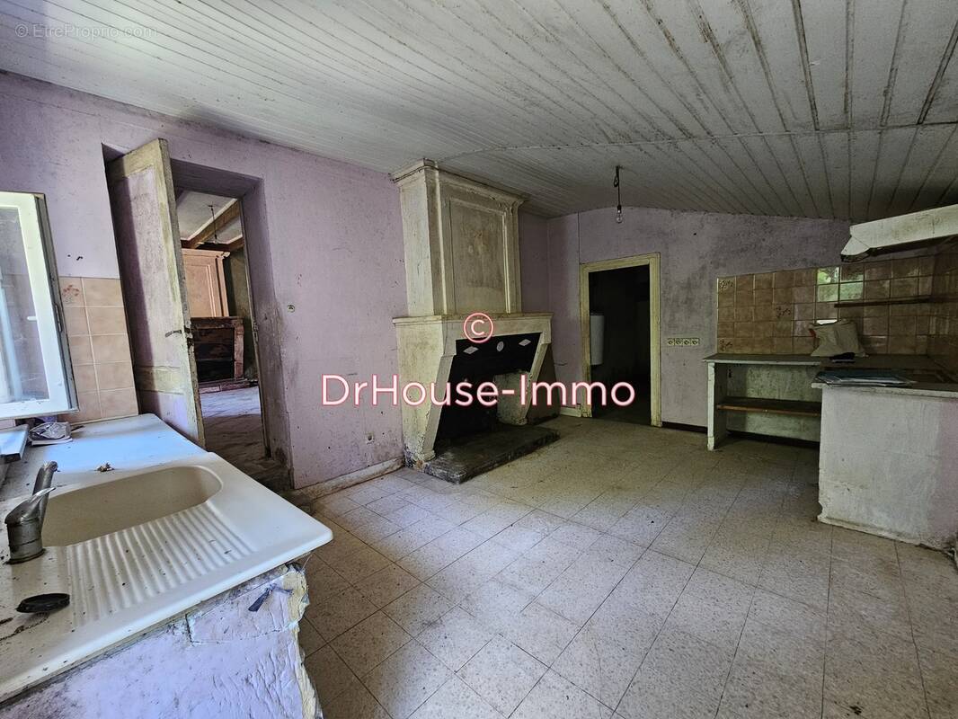 Maison à SAINT-TROJAN