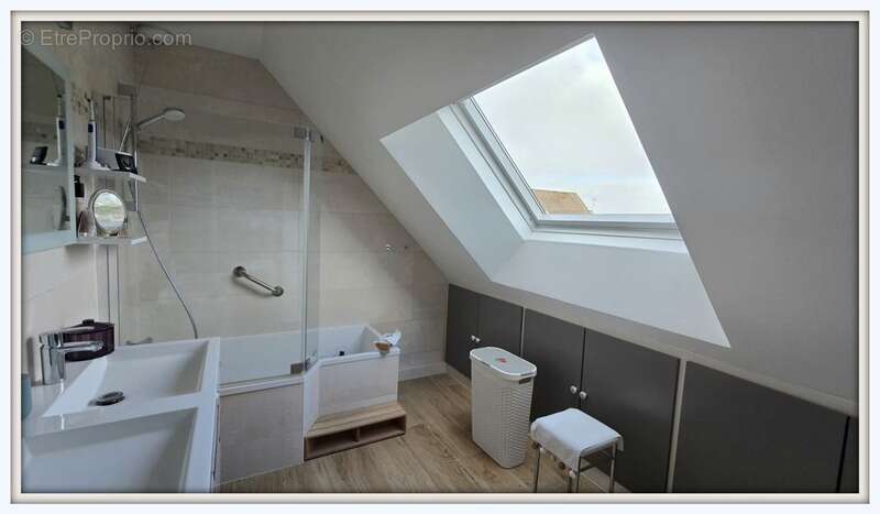 Maison à COURDIMANCHE