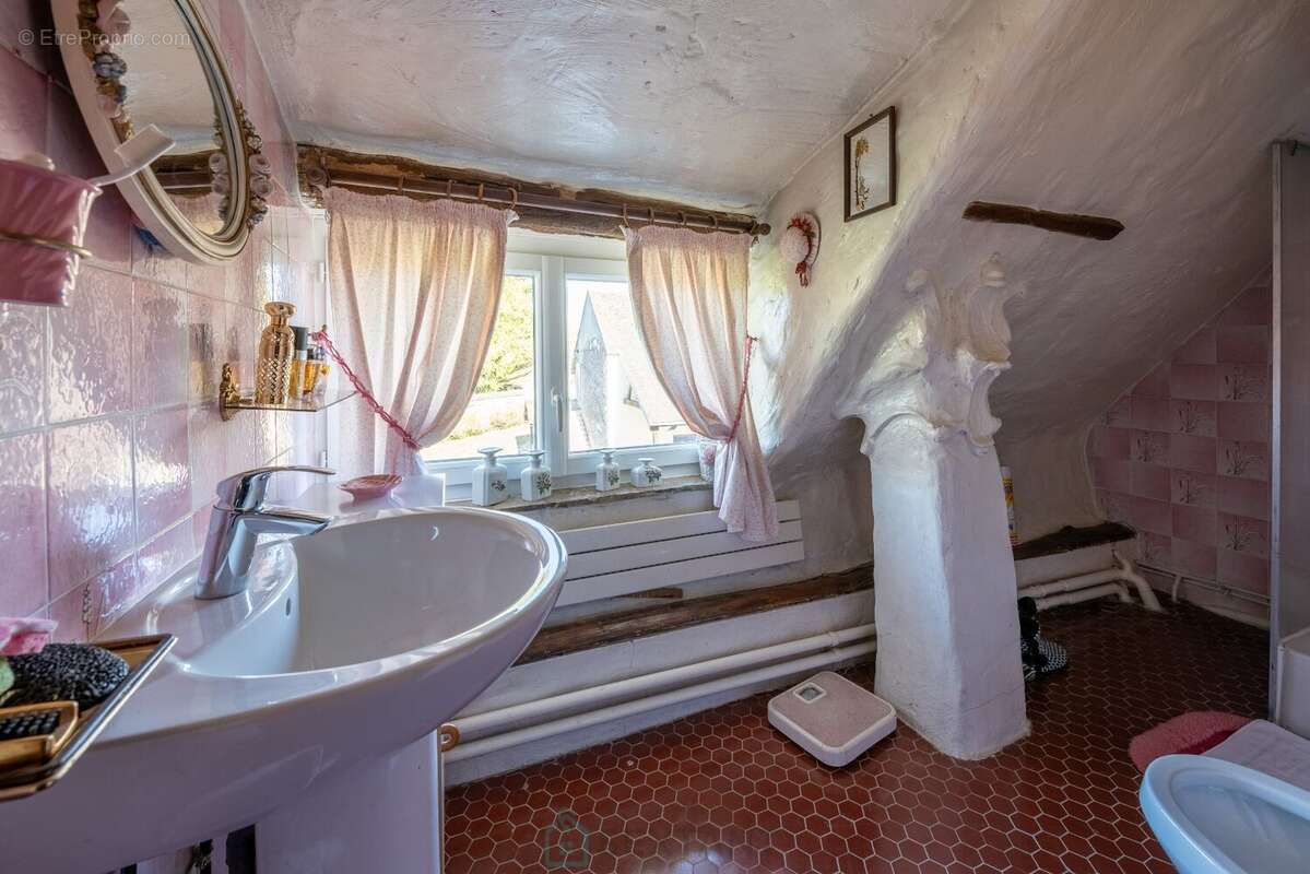 Maison à FONTAINEBLEAU