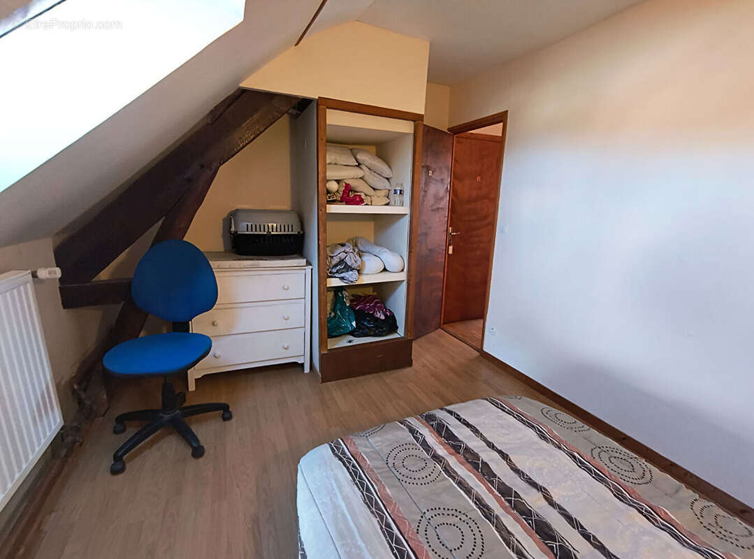 Maison à SAINT-SULPICE-LAURIERE