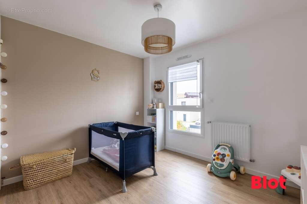 Maison à VERN-SUR-SEICHE