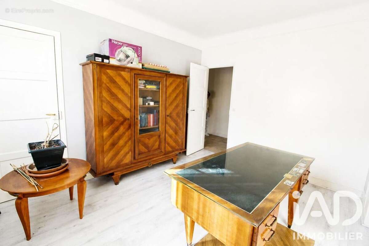 Photo 8 - Appartement à LE KREMLIN-BICETRE