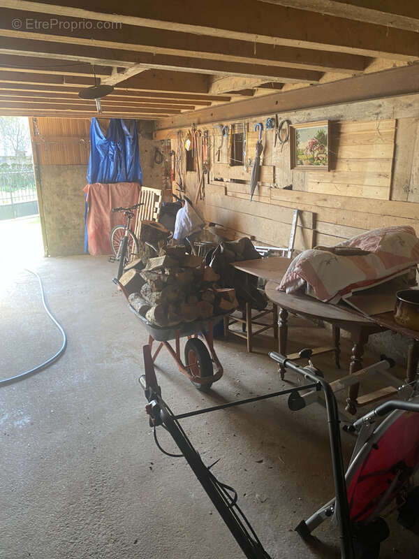 Autre à BARRAIS-BUSSOLLES