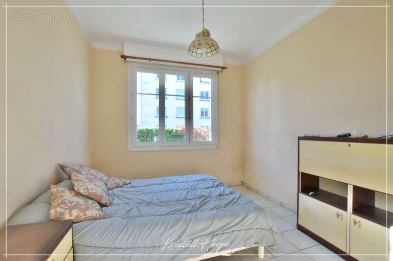 Maison à vendre 5 pièces NANTES (44) Sainte Thérèse - 131m2 - Terrain 1000m2 - photo 11