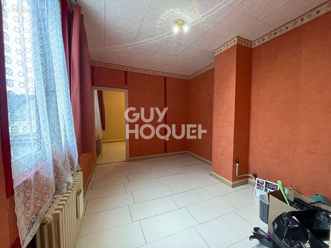 Maison à MILLY-LA-FORET