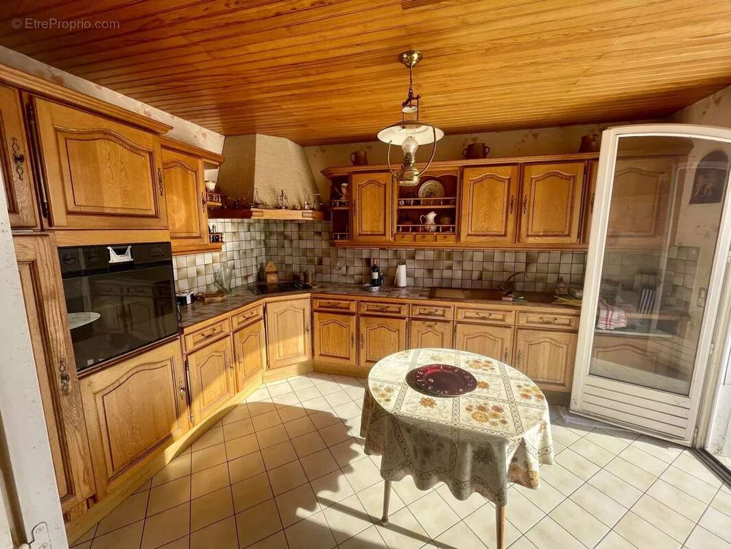 Maison à VILLEDIEU-SUR-INDRE