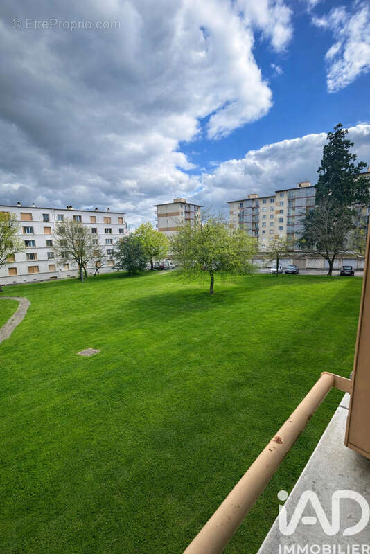 Photo 8 - Appartement à VILLEFRANCHE-SUR-SAONE