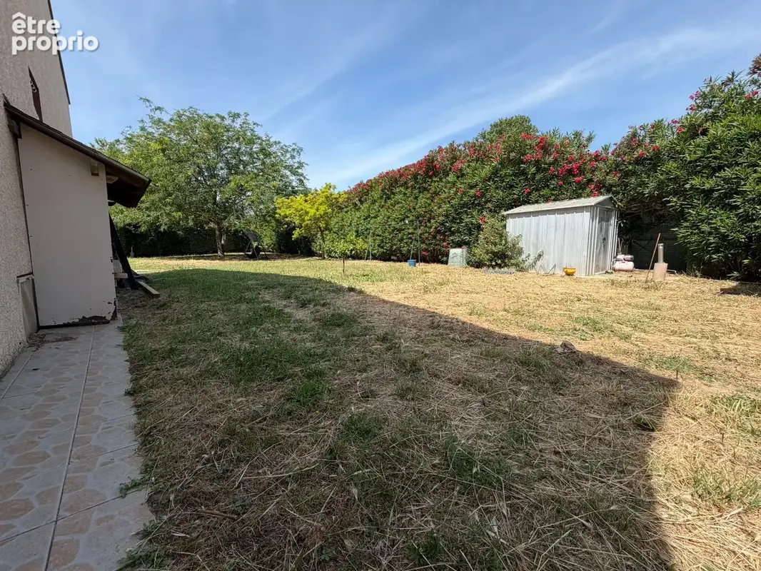 Une opportunité exceptionnelle : 175 m2 habitables sur un de terrain piscinable de 1380m2 - photo 13