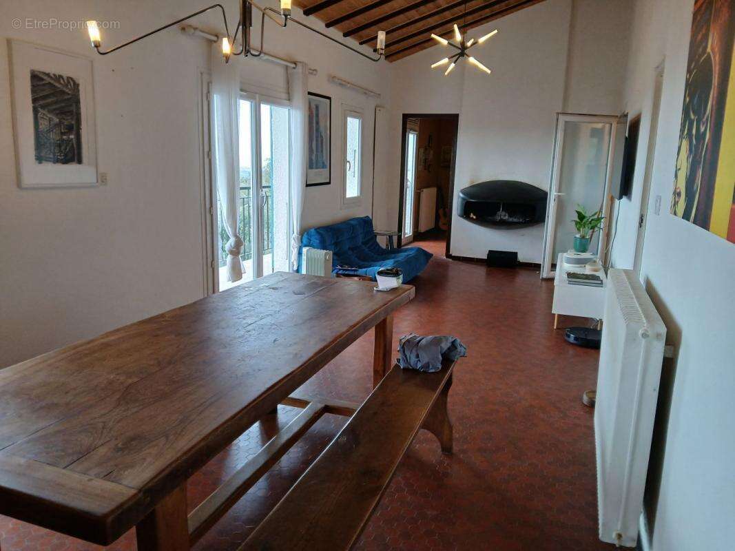 Maison à LAROQUE-DES-ALBERES