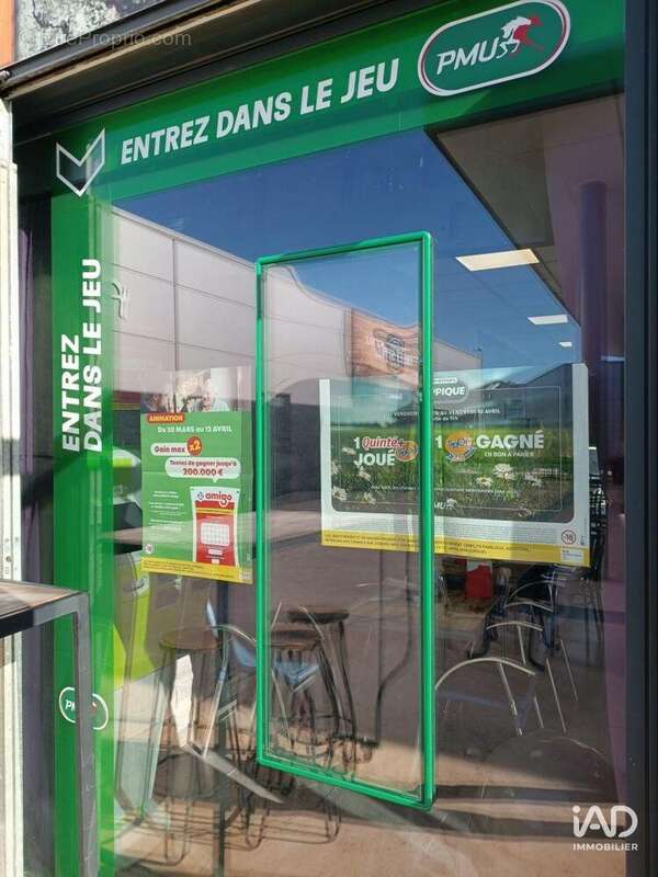 Photo 9 - Commerce à SAINT-ESTEVE