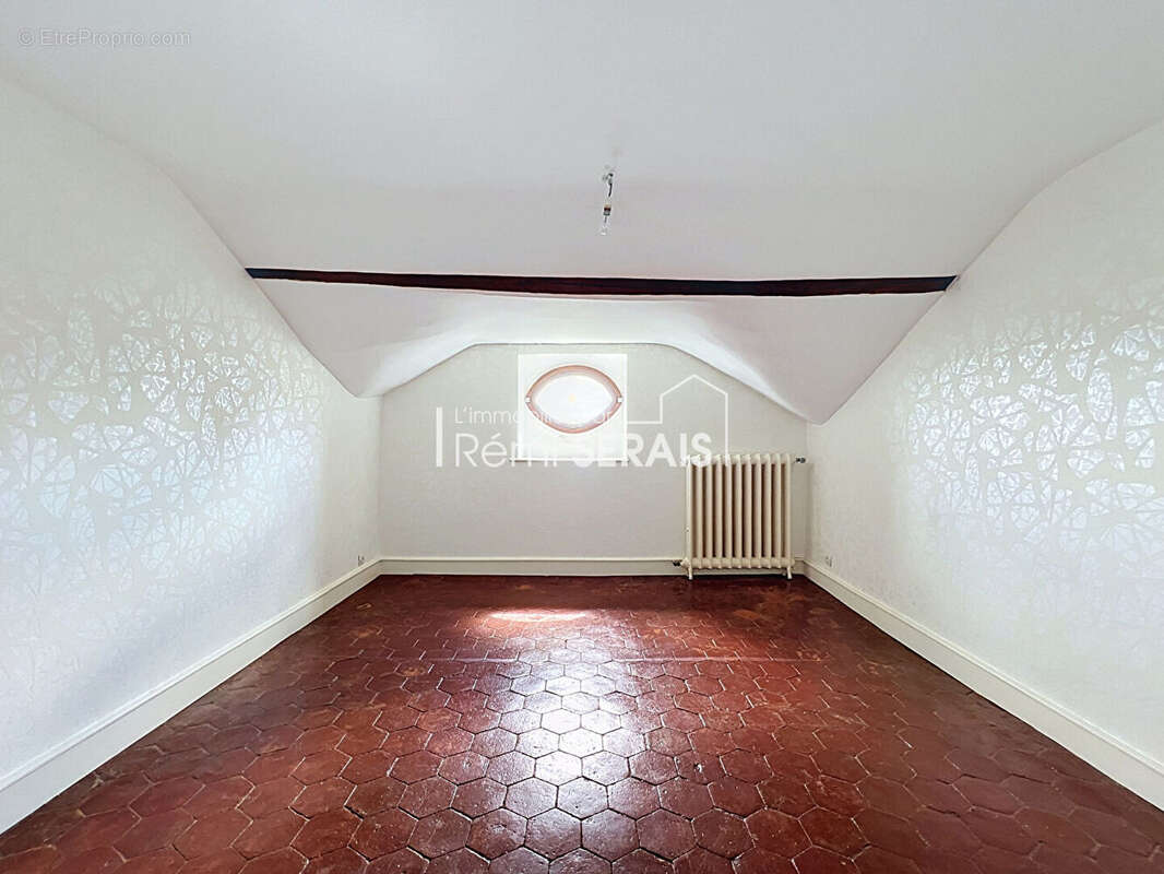 Maison bourgeoise à vendre à PUTANGES LE LAC - photo 14