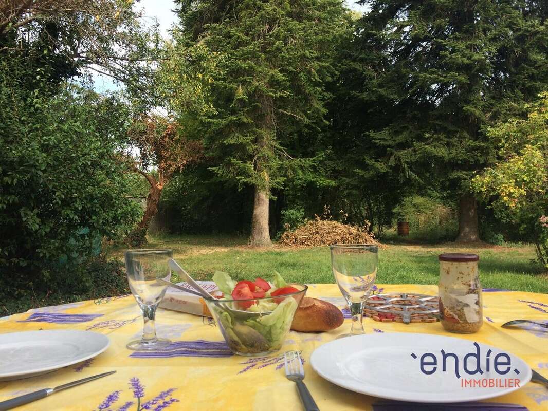 Maison à PRIX-LES-MEZIERES