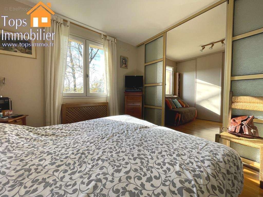 Maison à VILLEFRANCHE-DE-ROUERGUE