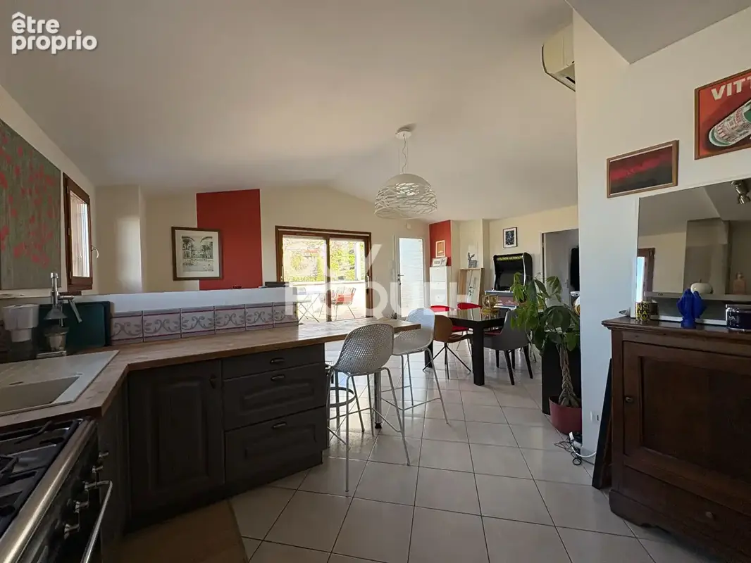 Appartement T4 climatisé de 95m² dernier étage avec terrasse et garage double - Loire-sur-Rhône Clos de Beauregard - photo 4