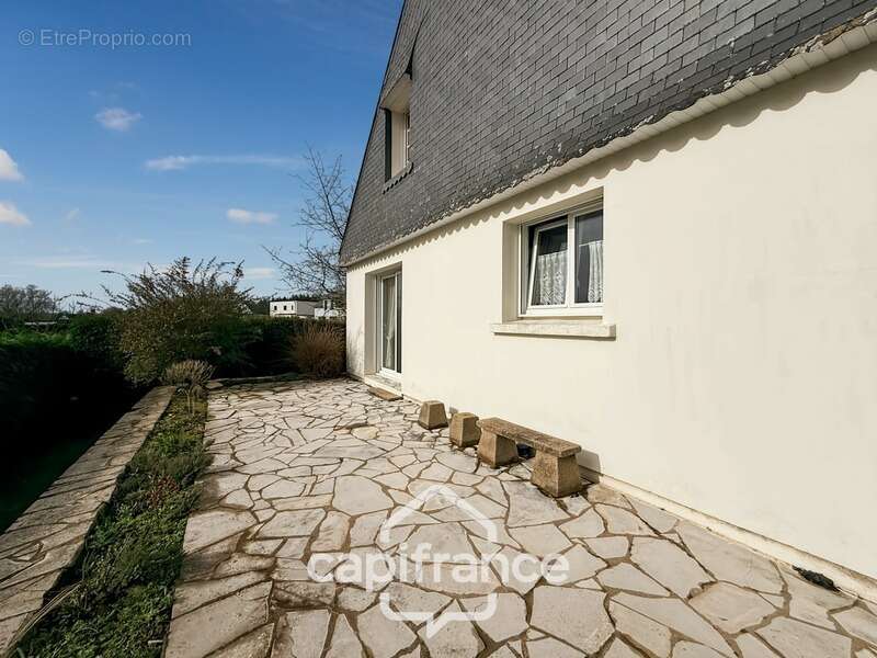 Maison à NAIZIN