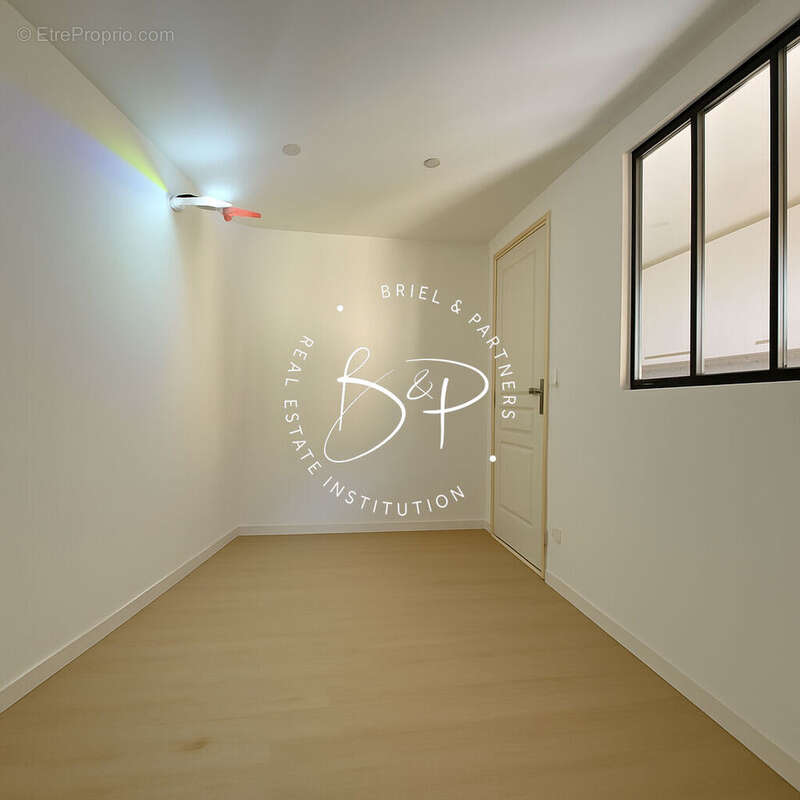 Appartement à CARCES