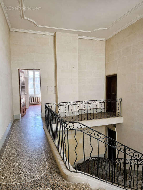 Une demeure historique au cœur d'Arles   Plus de 600 m2 pour un projet d'exception - photo 8