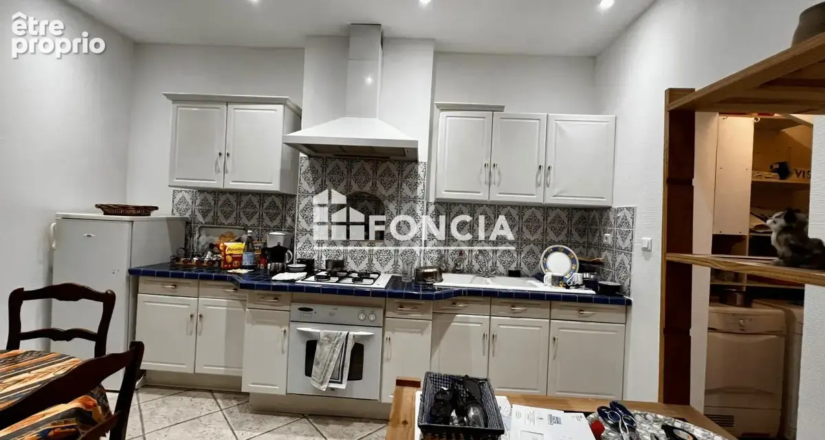 À VENDRE – Maison en pierre 85 m² – Secteur recherché Rue Saint-Jean - photo 2