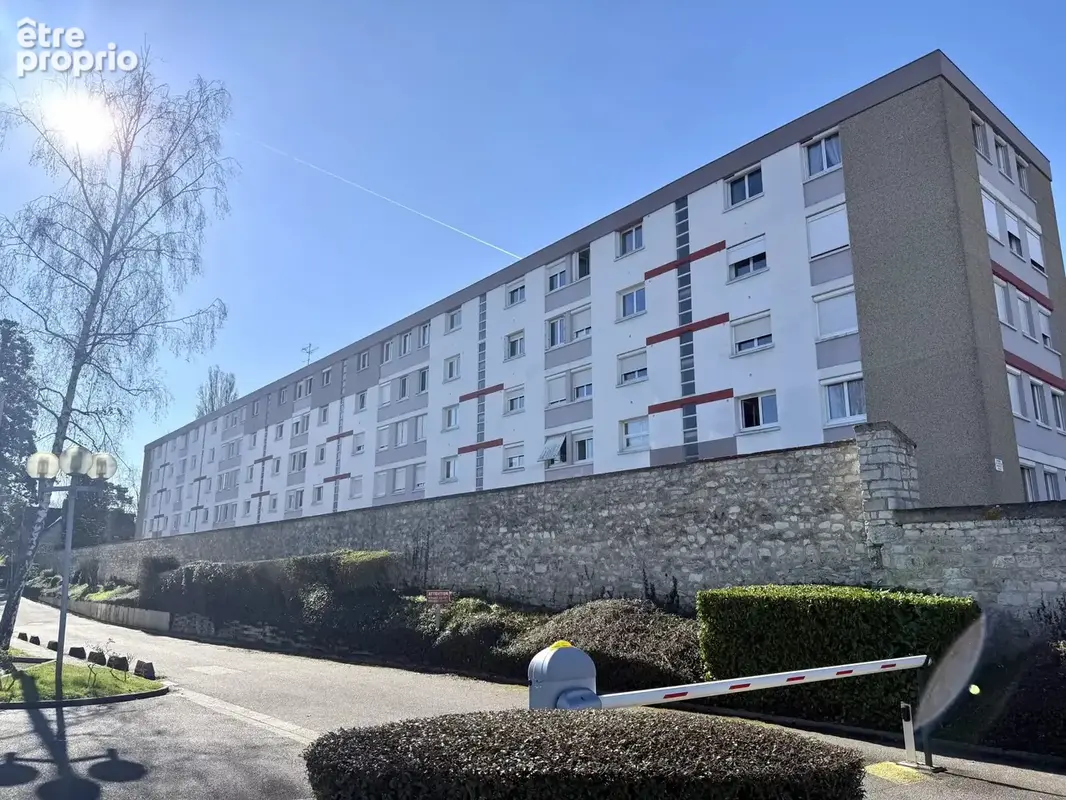 VERNON - Appartement F2 de 42 m2 avec Parking et Cave - photo 2