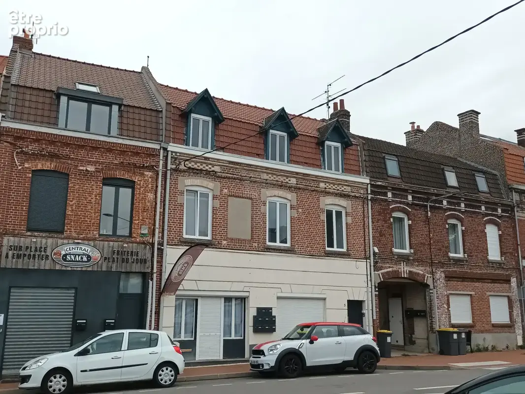 Immeuble de rapport à saisir - photo 2