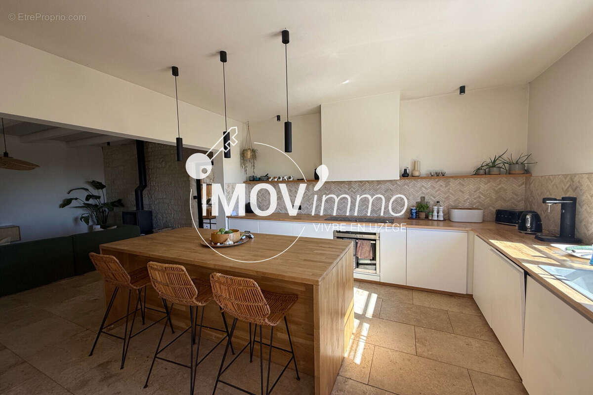 Maison à SAINT-SIFFRET