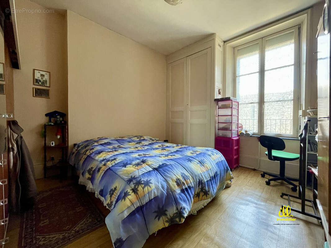 Appartement à CHARLEVILLE-MEZIERES