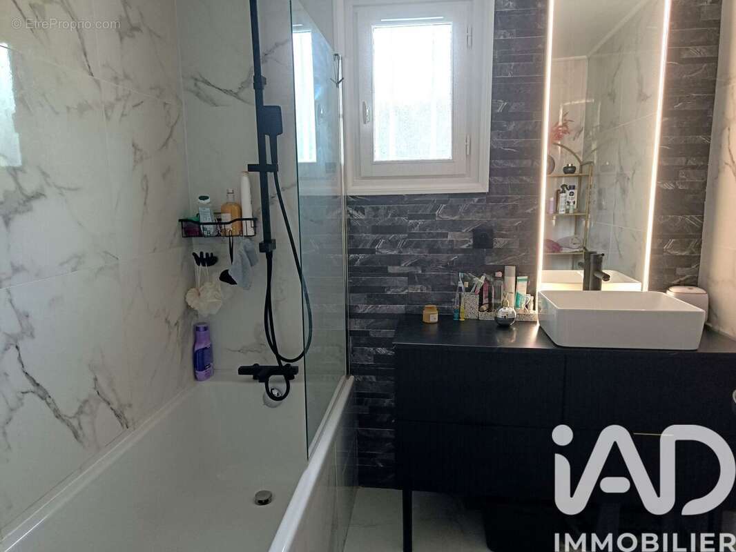 Photo 10 - Maison à HOUDAN