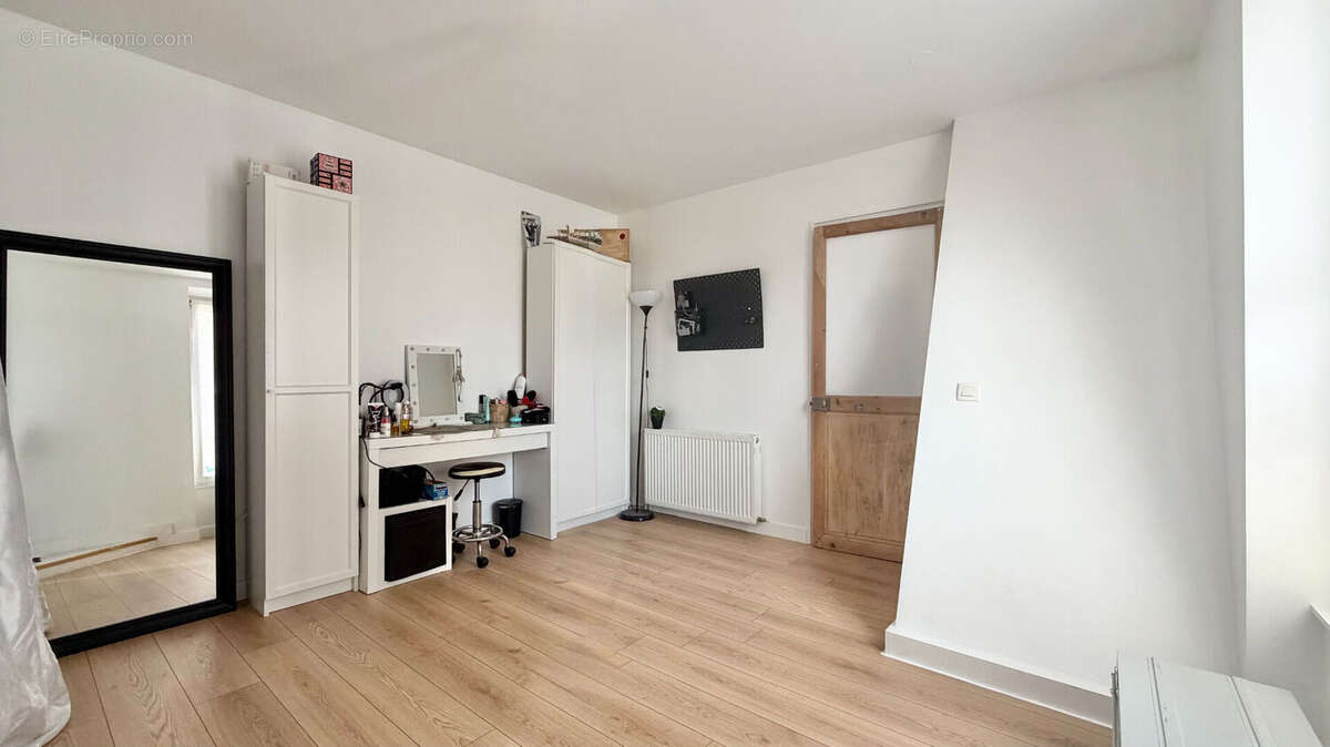Appartement à CORBEIL-ESSONNES