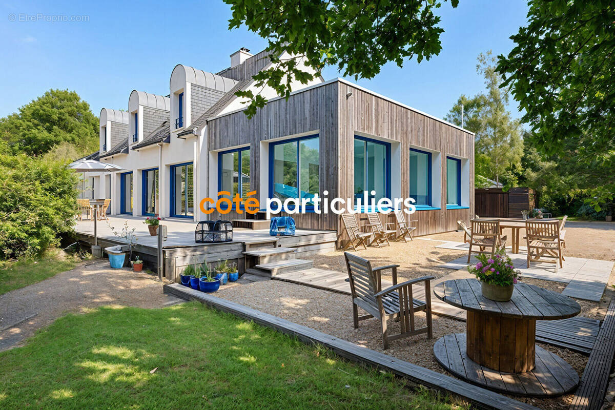 Maison à LA CHAPELLE-DES-MARAIS