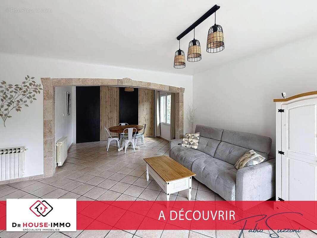 Maison 128 m² à Gareoult  - photo 4