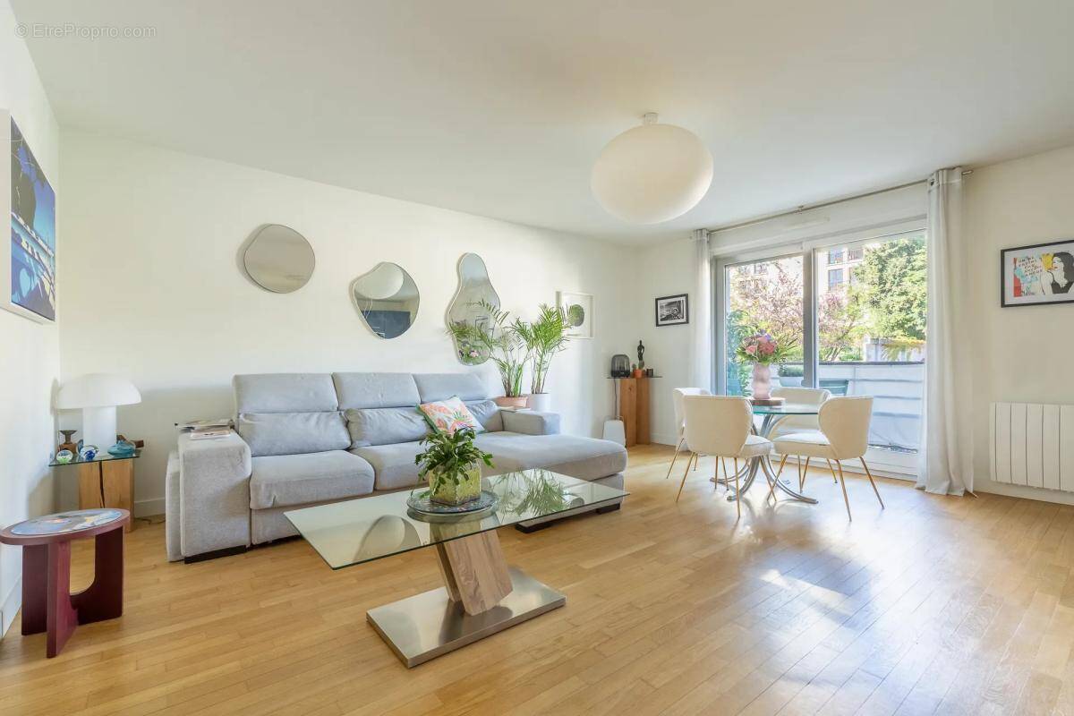 Appartement à NOGENT-SUR-MARNE