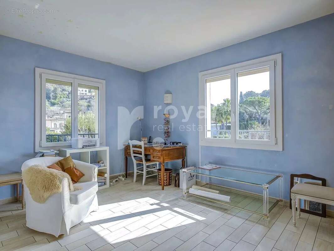 Maison à MOUGINS