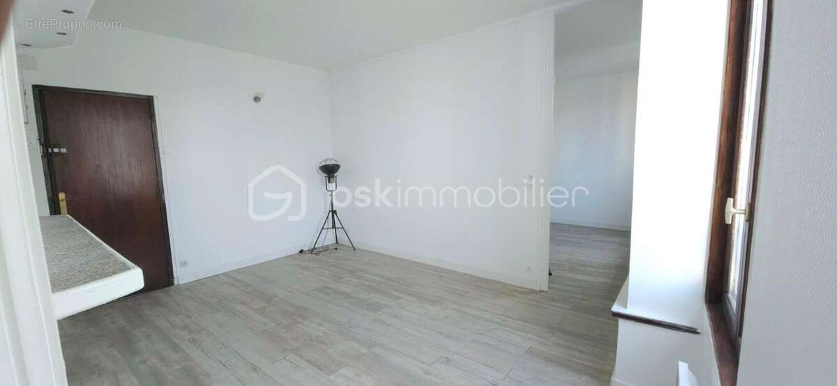 Appartement à CORBEIL-ESSONNES