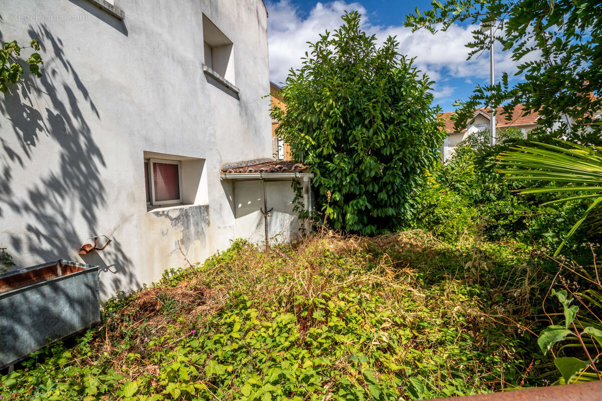 Maison de ville à rénover - photo 13