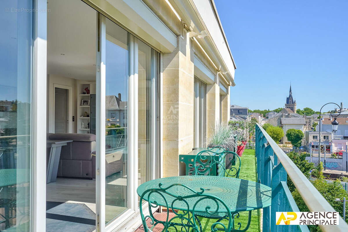 Appartement à MAISONS-LAFFITTE