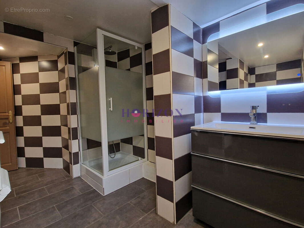 Appartement à SAINT-MAXIMIN