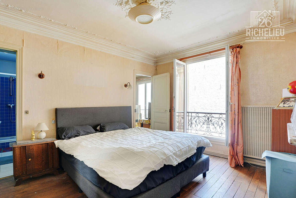 Appartement à PARIS-4E