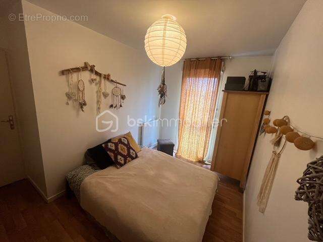 Duplex lumineux avec terrasse et 2 places de parking — Cergy - photo 4