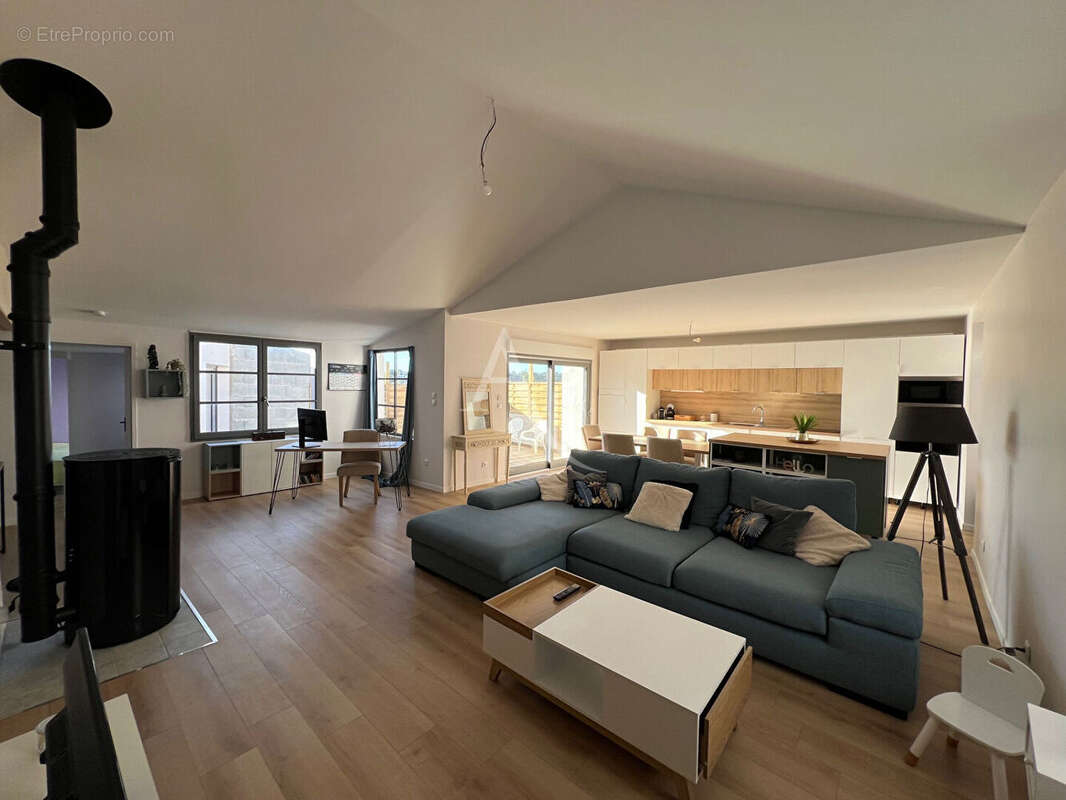 Maison à TALMONT-SAINT-HILAIRE