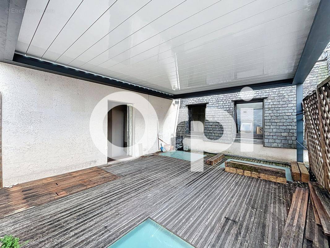 Appartement à BRIVE-LA-GAILLARDE