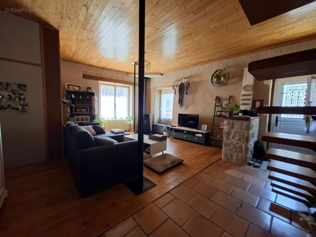 Maison 92 m² à Caussade  - photo 6