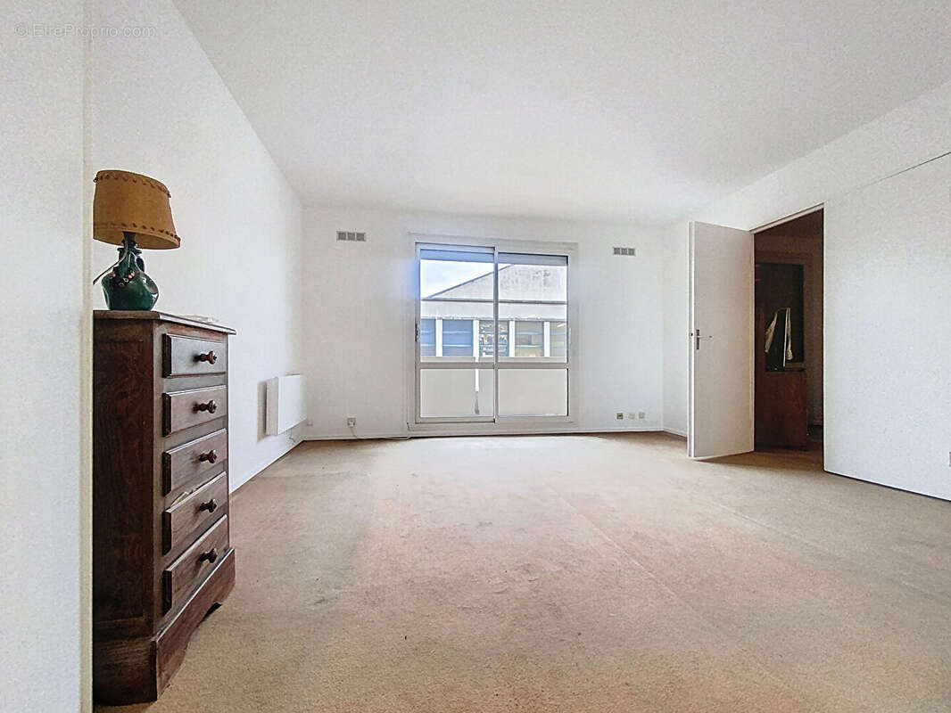 Appartement à LA COURNEUVE