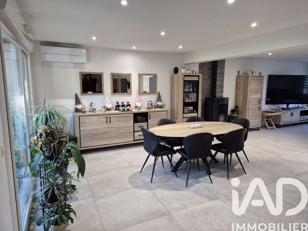 Maison 200 m² à Enquin-Sur-Baillons  - photo 2